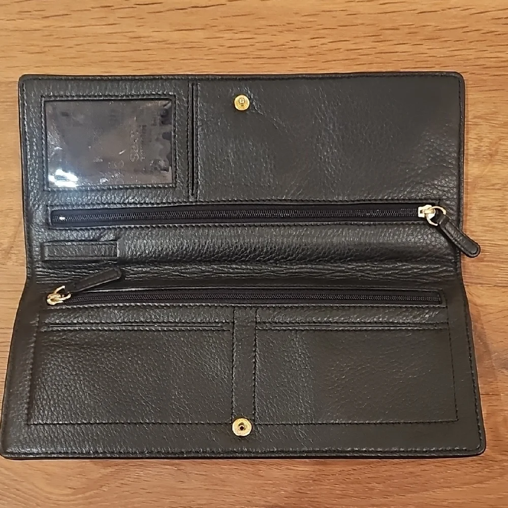Michael Kors Black Leather Clutch with Gold Logo - Picture 3 of 7